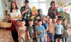 Ересектер ойнайды – балалар қуанады